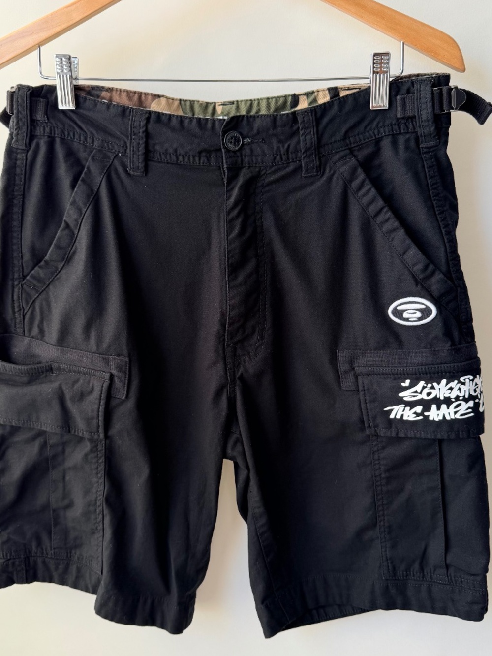 AAPE By A Bathing Ape Mens Size L Black Cargo Shorts Graphic Utility N186